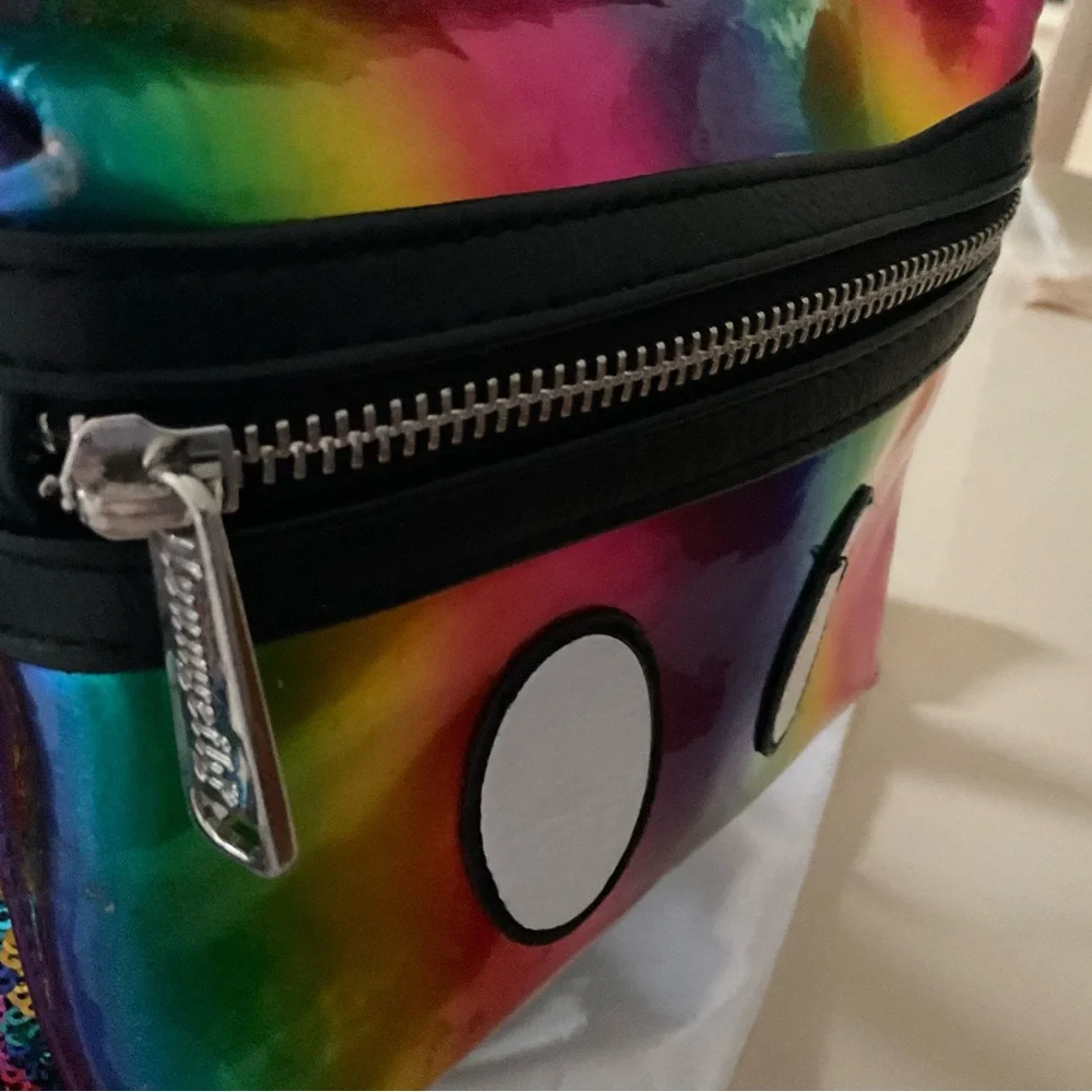 Rare Limited Edition Exclusive Sequin Backpack from Disney Parks. EUC